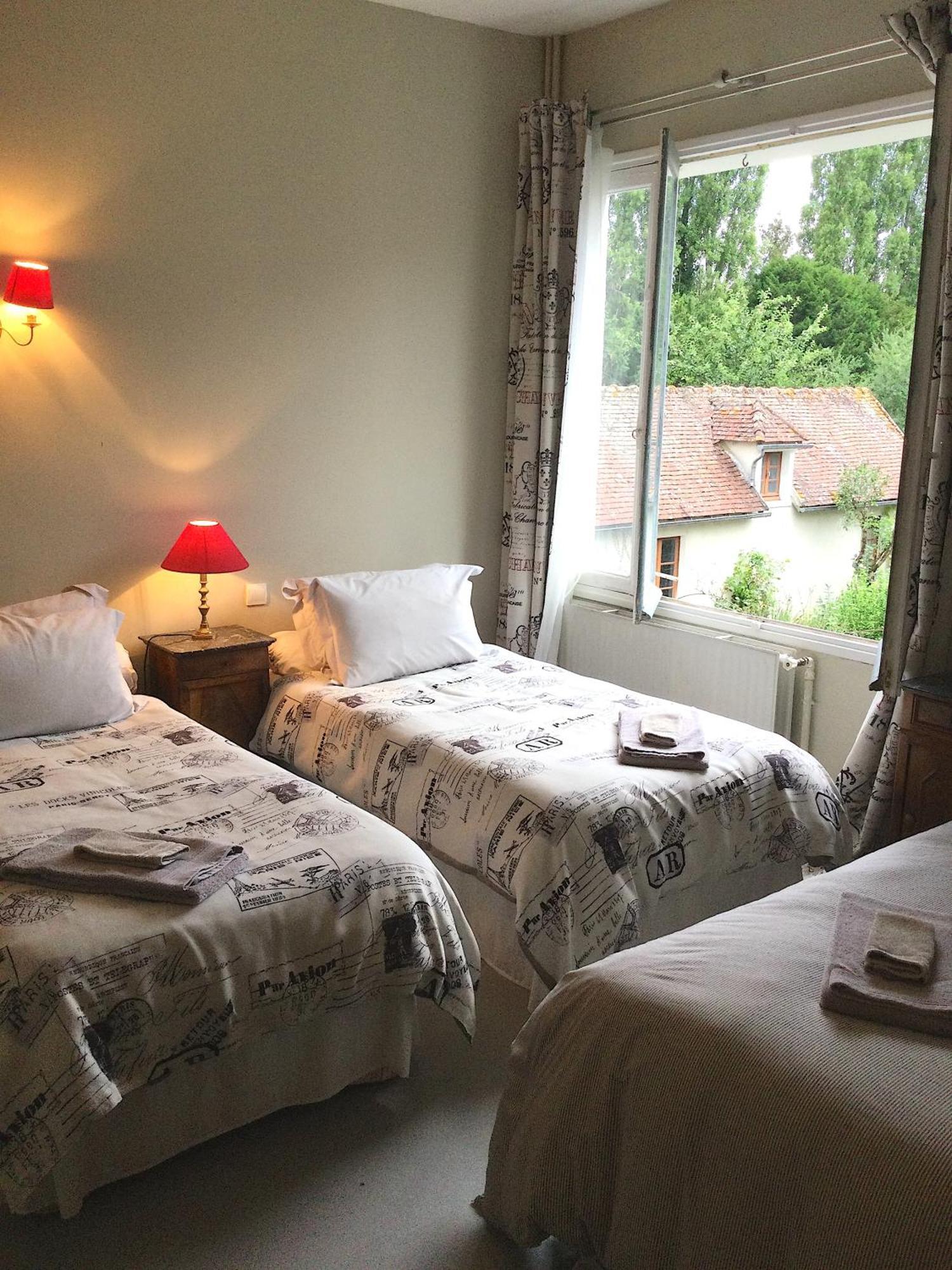 Le Logis Alexandra Bnb La Trimouille Exterior photo