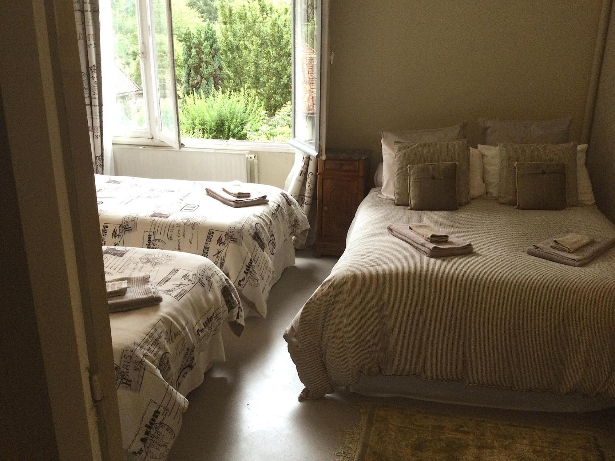 Le Logis Alexandra Bnb La Trimouille Exterior photo