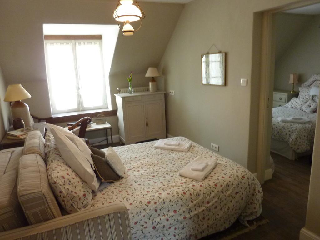 Le Logis Alexandra Bnb La Trimouille Exterior photo