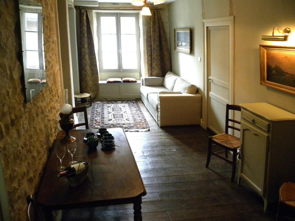 Le Logis Alexandra Bnb La Trimouille Exterior photo